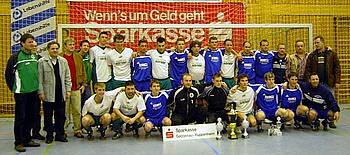 Sportverein Michelbach und SV Ottenau zusammen mit den Verantwortlichen nach dem Endspiel
