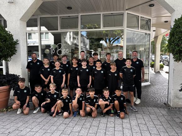 SVM-Jugend bedankt sich bei seinem Sponsor to Bee in Gaggenau