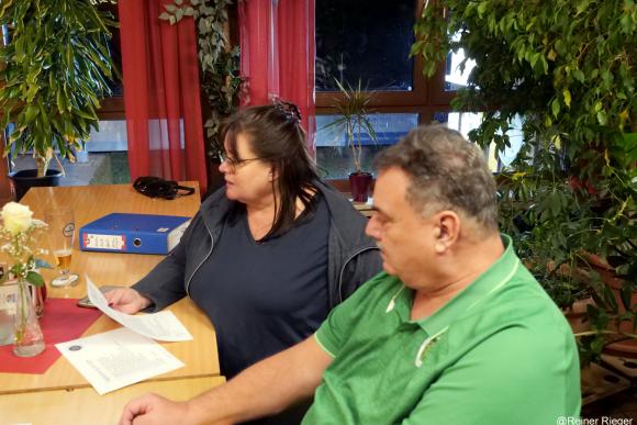 Kassier gibt einen Einblick in die Vereinskasse