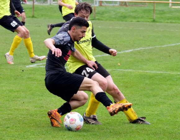 SVM Reserve um Osman Mercan verspielt viele gute Tormöglichkeiten und bleibt am Ende sieglos